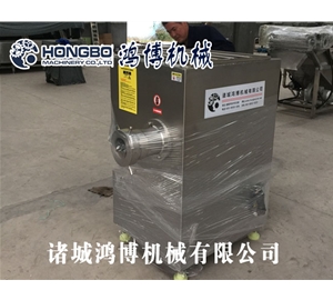 100型絞肉機(jī)正在打包等候發(fā)